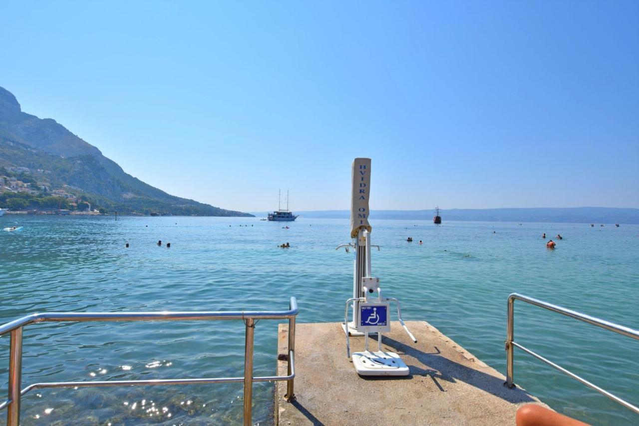 Apartment And Rooms Tatjana Omiš Exterior foto